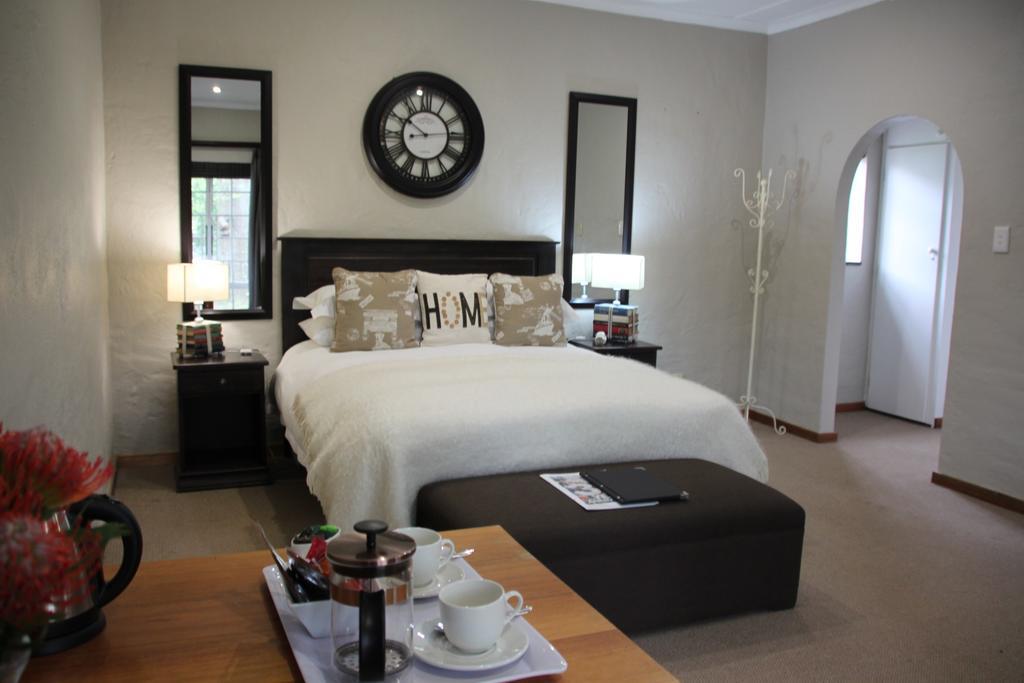 دوربان Caladdi Bed And Breakfast الغرفة الصورة